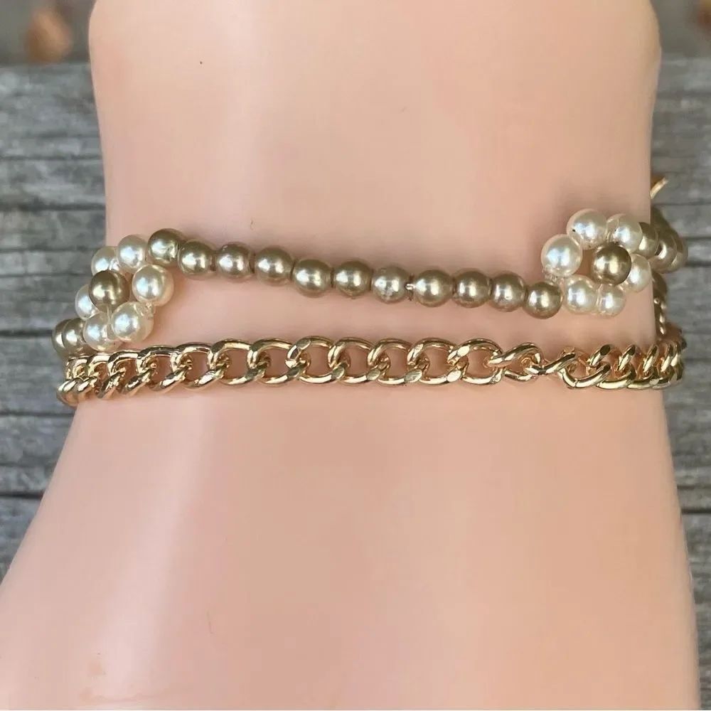 Urban Outfitter Two (2) Bracelets BeadedโFloral & Gold Tone Chain NWT Boho
